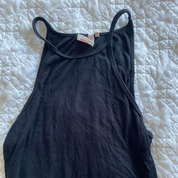 Lilka Black Tank (cover photo is only to show fit - the tank is black!!) - Picture 4 of 4